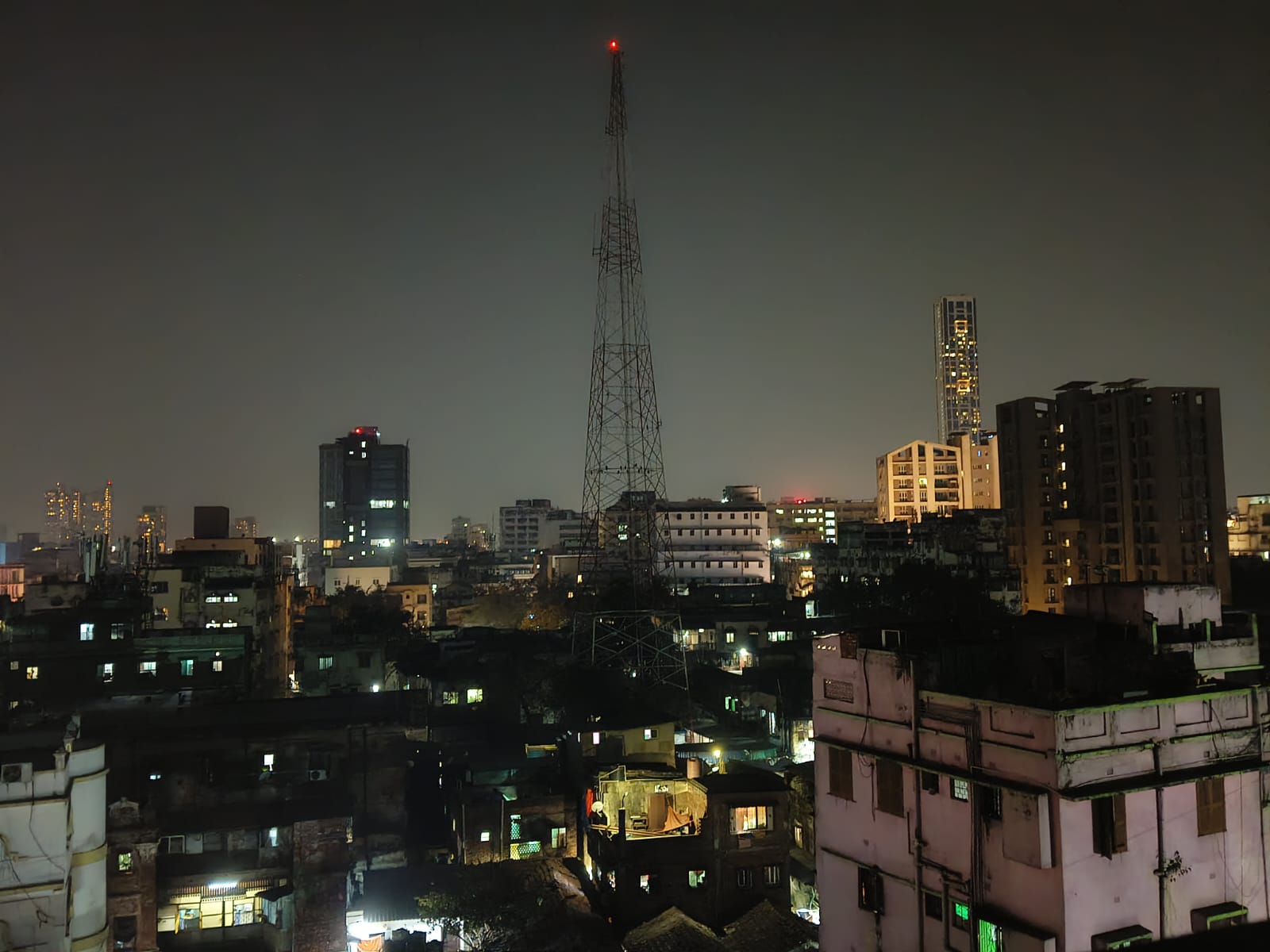 Standard Compact Double Bed Room at Saba Guest House Kolkata photo 10
