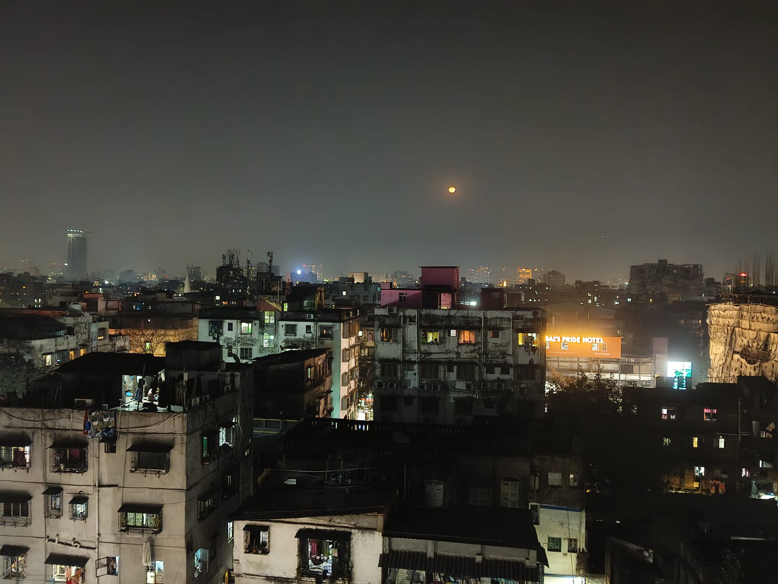 Standard Compact Double Bed Room at Saba Guest House Kolkata photo 11