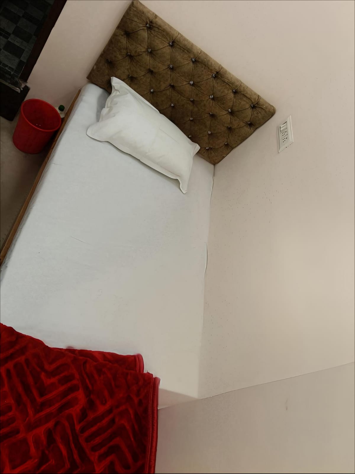 Standard Single Bed Room at Saba Guest House Kolkata photo 2