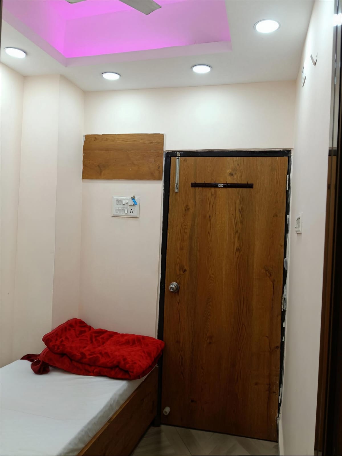 Standard Single Bed Room at Saba Guest House Kolkata photo 3
