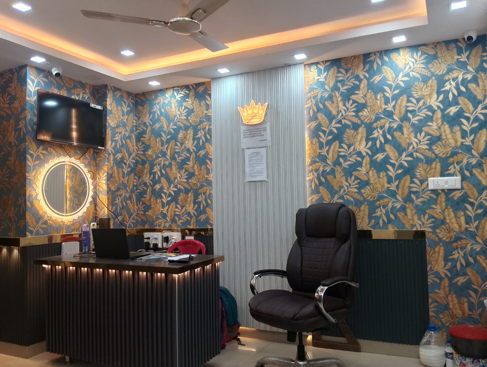 AC and Non-AC Double Bed Room at Saba Guest House near Park Street Kolkata photo 10