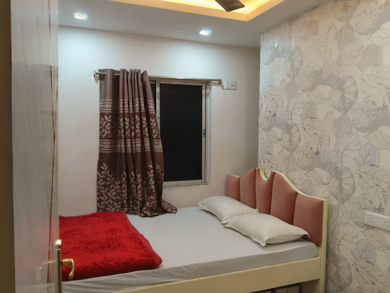 AC and Non-AC Double Bed Room at Saba Guest House near Park Street Kolkata photo 29