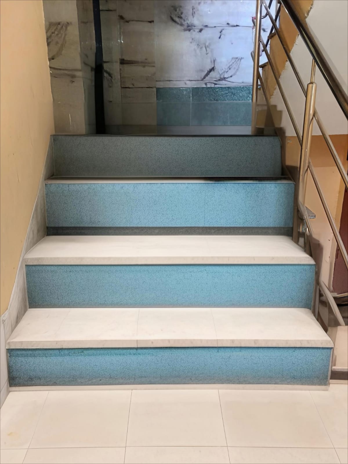 AC and Non-AC Double Bed Room at Saba Guest House near Park Street Kolkata photo 43