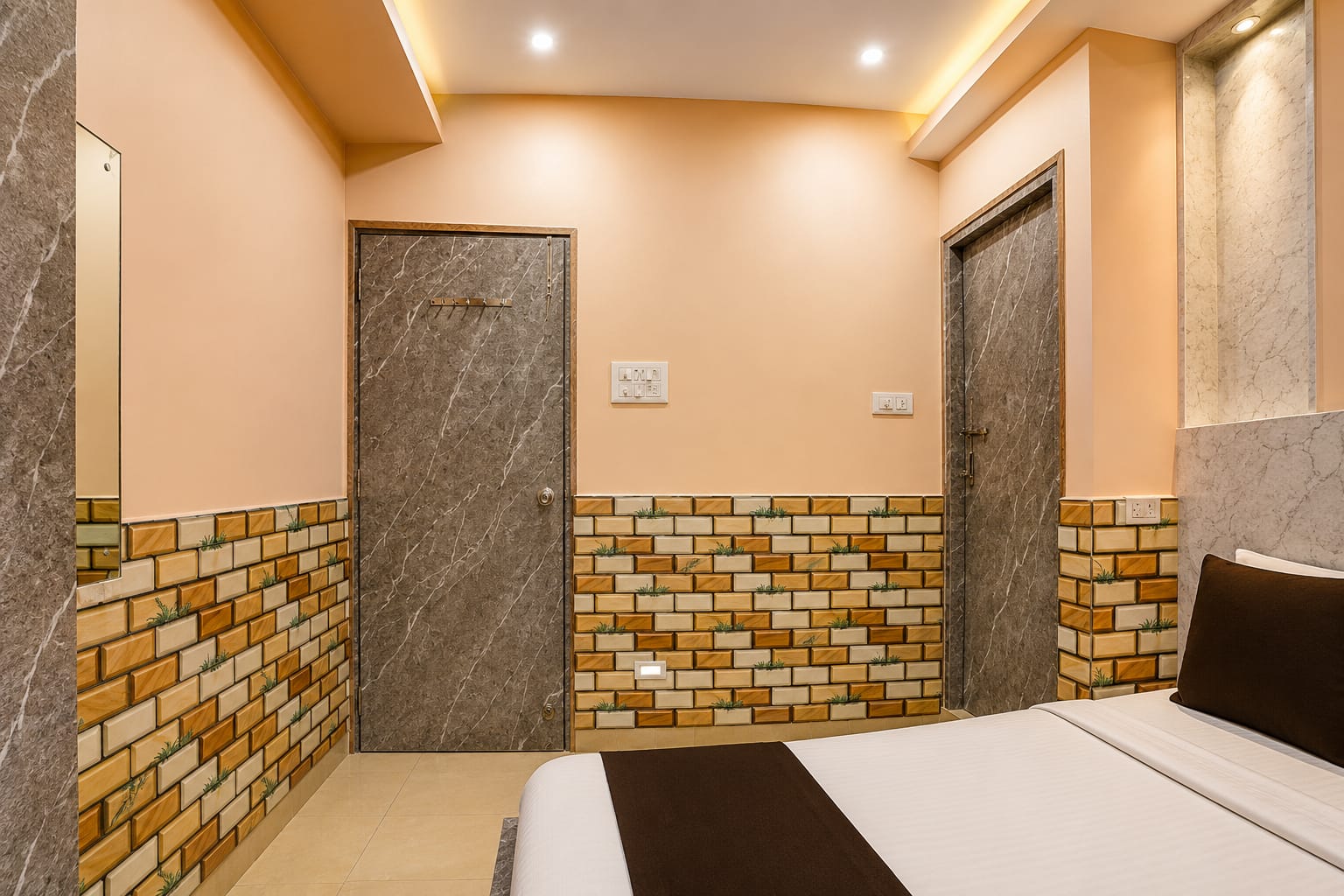 AC Double bed rooms at Saba Guest House near Park Street Kolkata photo 90
